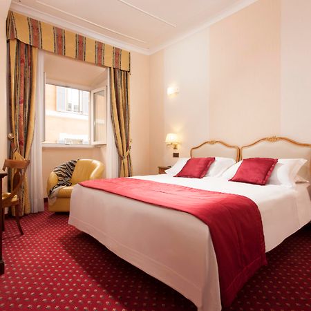 Hotel Nazionale Roma Esterno foto