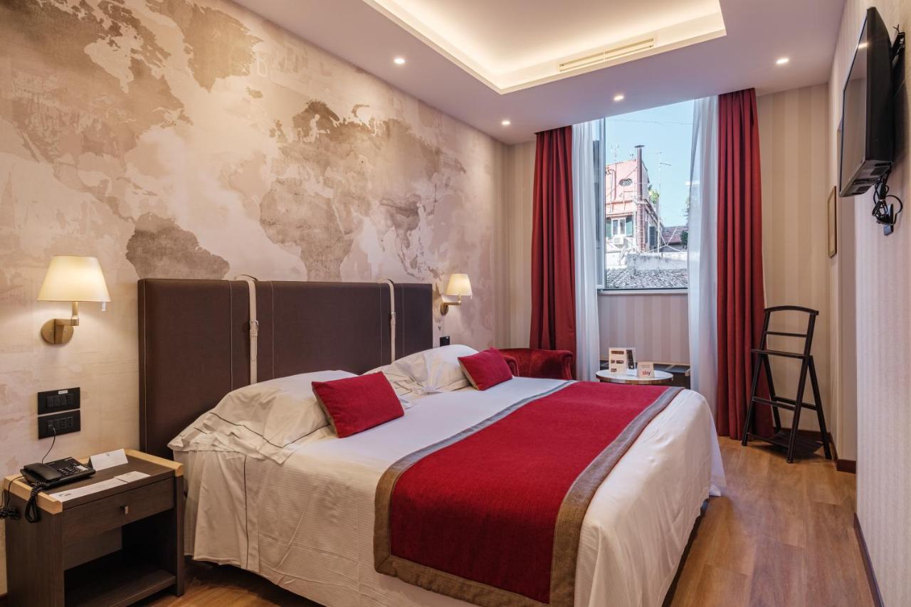 Hotel Nazionale Roma Esterno foto