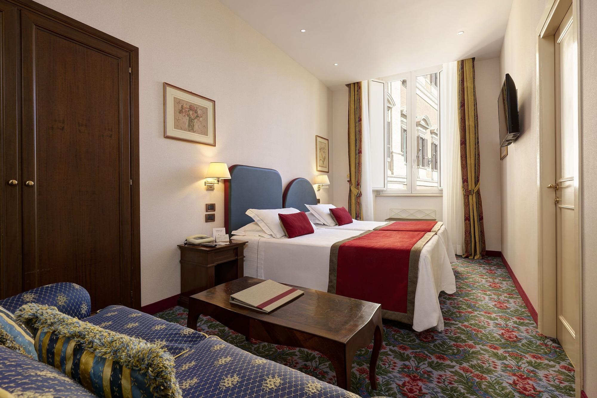 Hotel Nazionale Roma Esterno foto